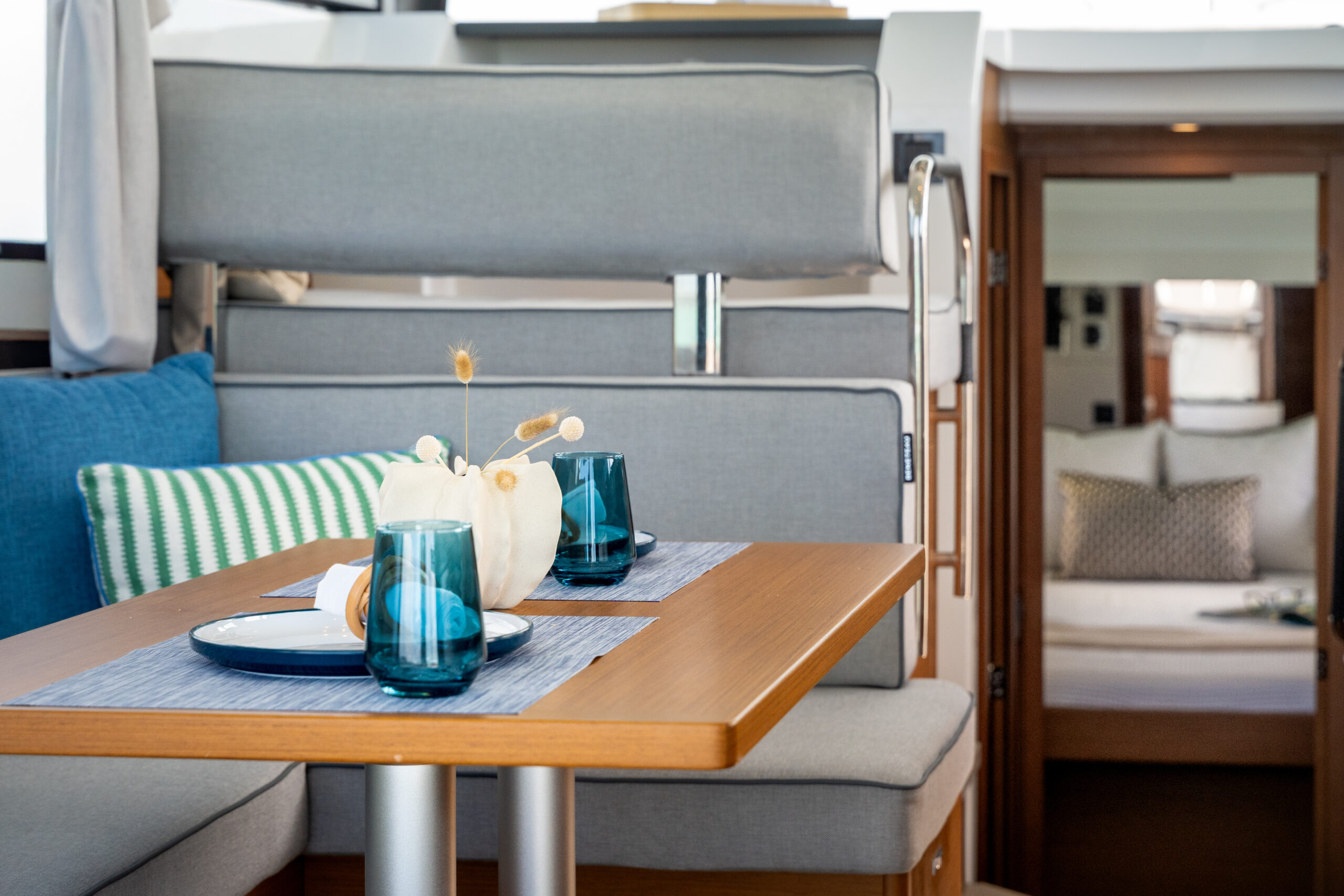 Swift Trawler 37 NEW