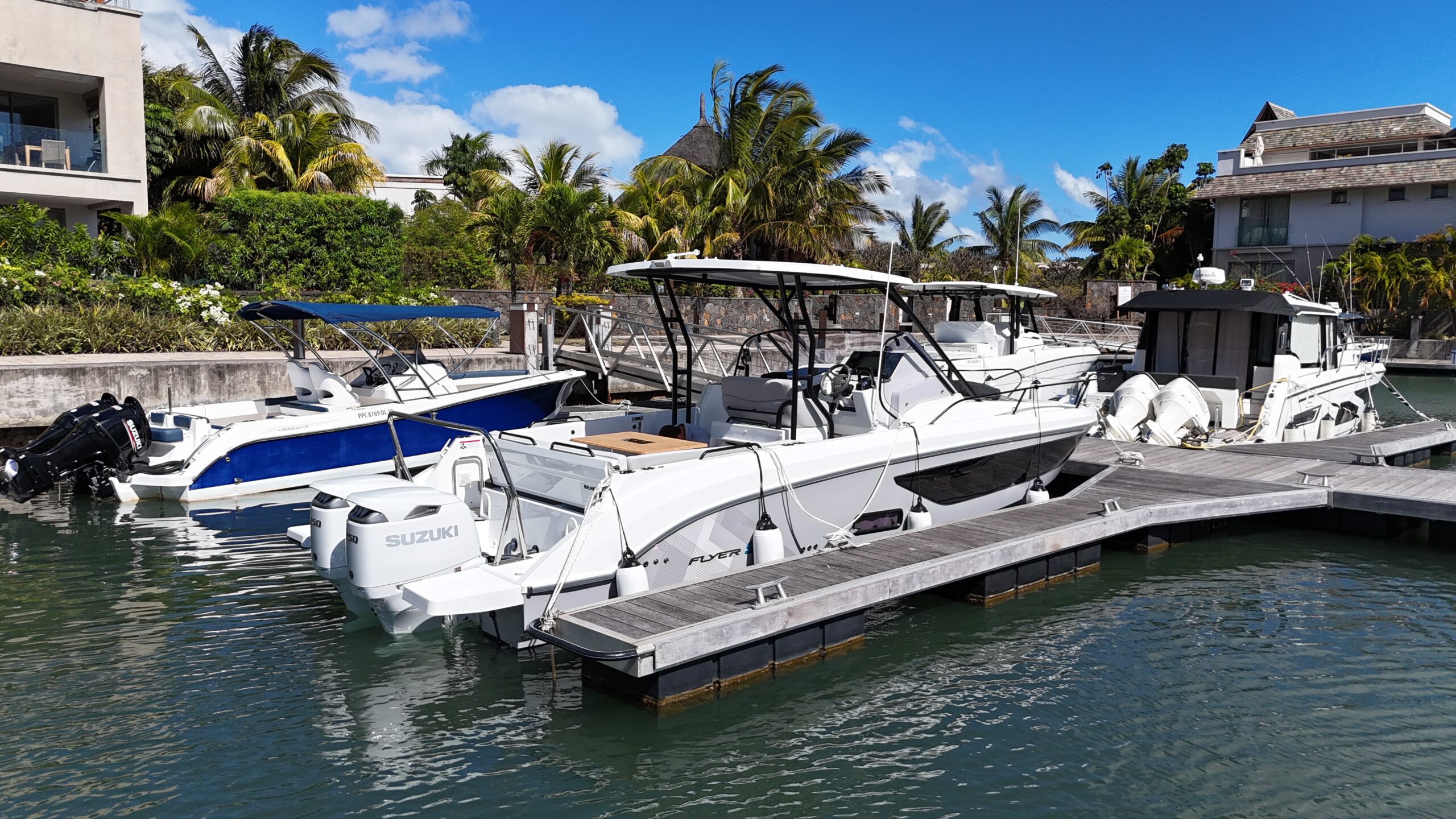 Flyer 9 SUNdeck